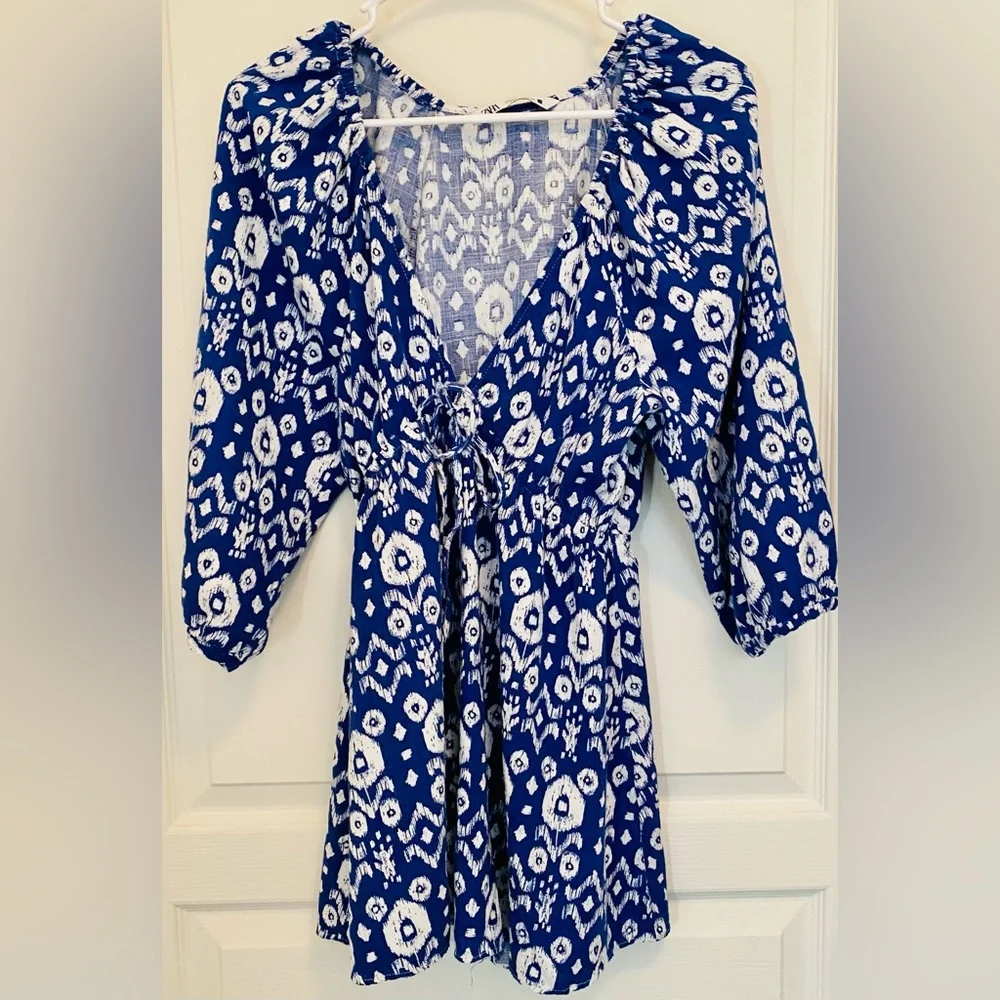 Zara Plunging Neck Royal Blue Print 1/2 Sleeves Short Linen Blend Romper ✨